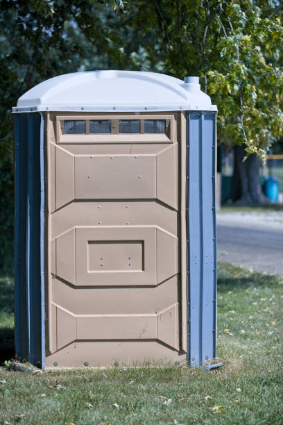 Portable Toilet Options We Offer in Natalia, TX